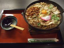味噌煮込みうどん